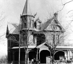 An old, black and white photo of Rosson House, taken around 1900 CE.